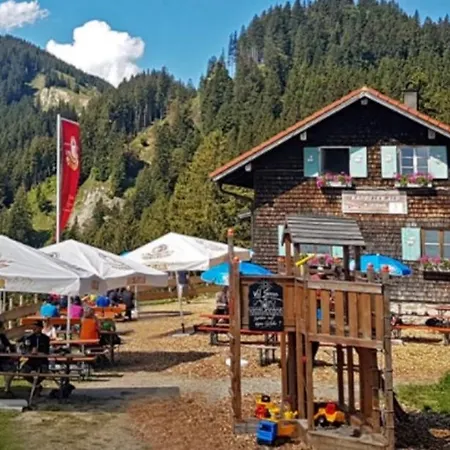 In Nesselwang, Allgaeu Bergfreunde Appartamento *
