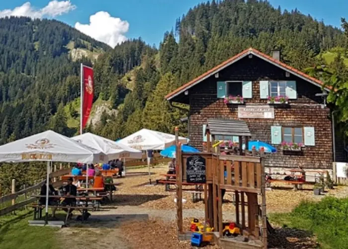 In Nesselwang, Allgaeu Bergfreunde Apartment *